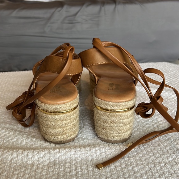 Brown Tie up the ankle Strappy Espadrilles - Picture 3 of 3